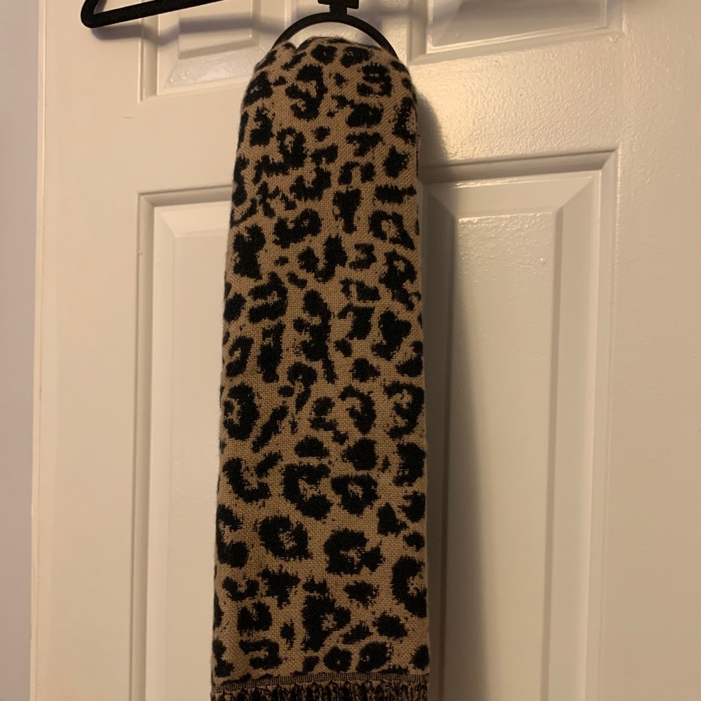 Banana Republic cheetah scarf